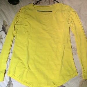 Zyia activewear luxe long sleeve tee xs yellow